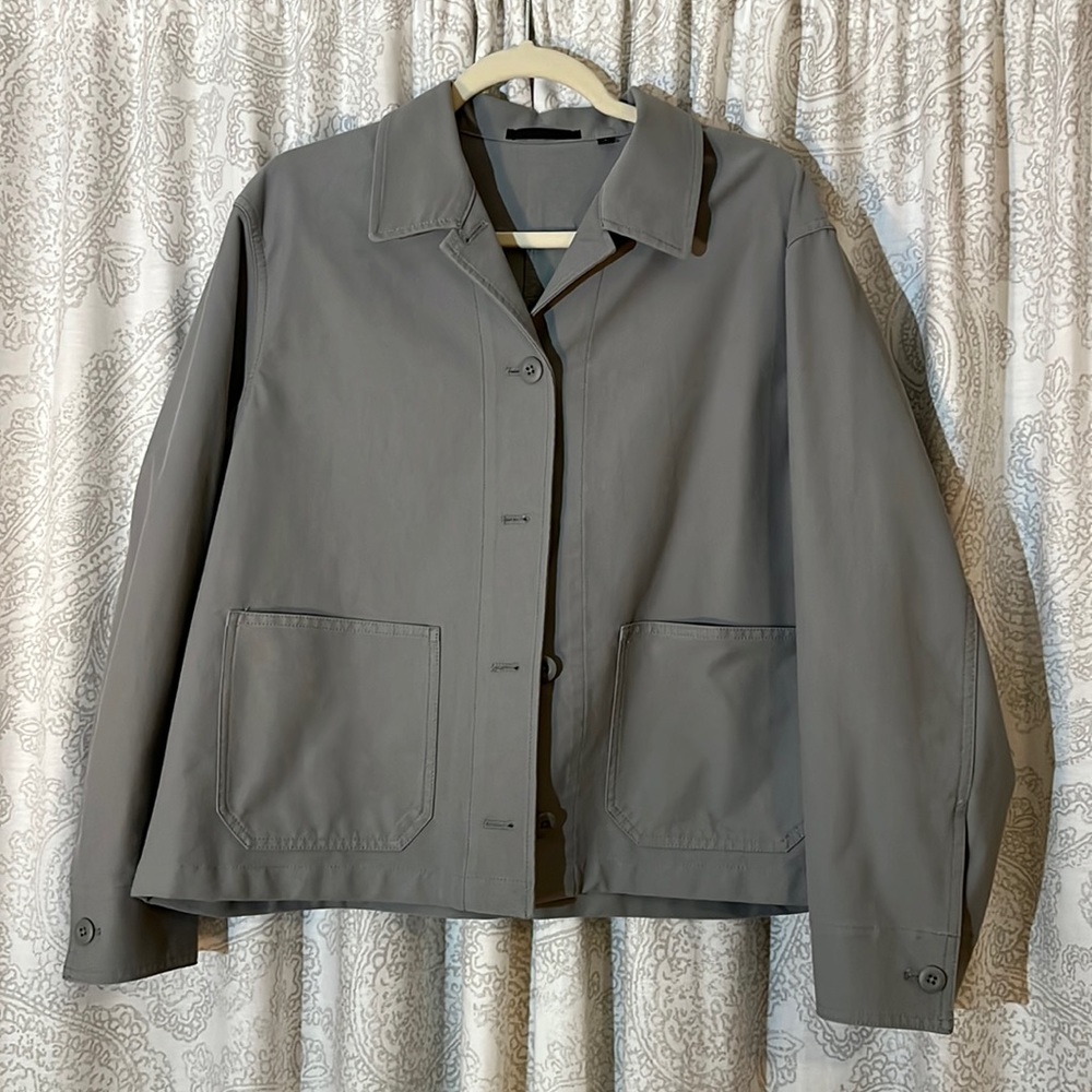 Light olive green poly/cotton/spandex jacket